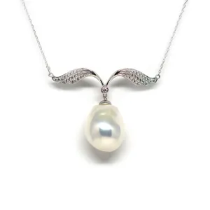 Angel Wings Baroque Edison Pearl Necklace