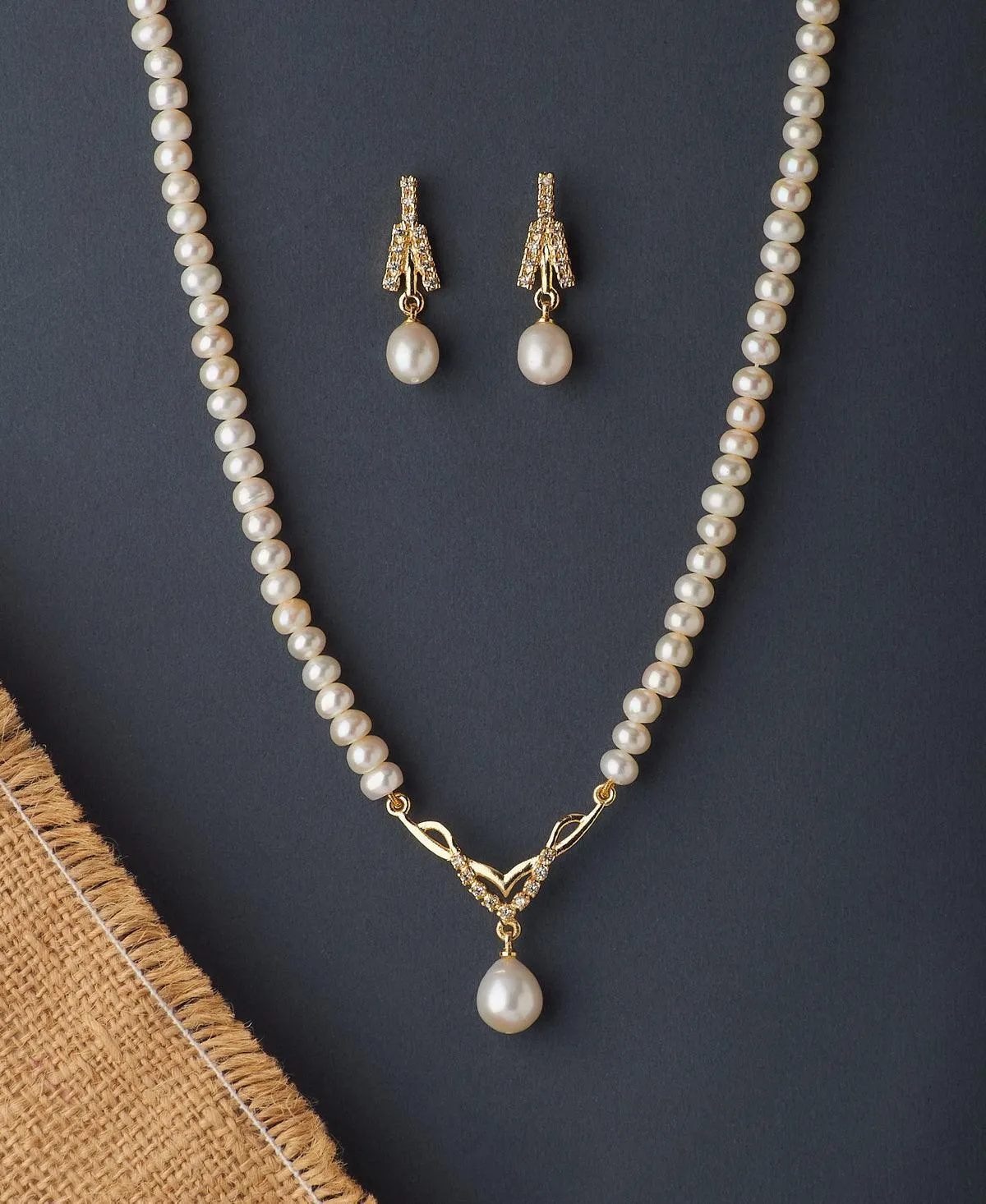 Beautiful Stone Studded Pearl Necklace Set