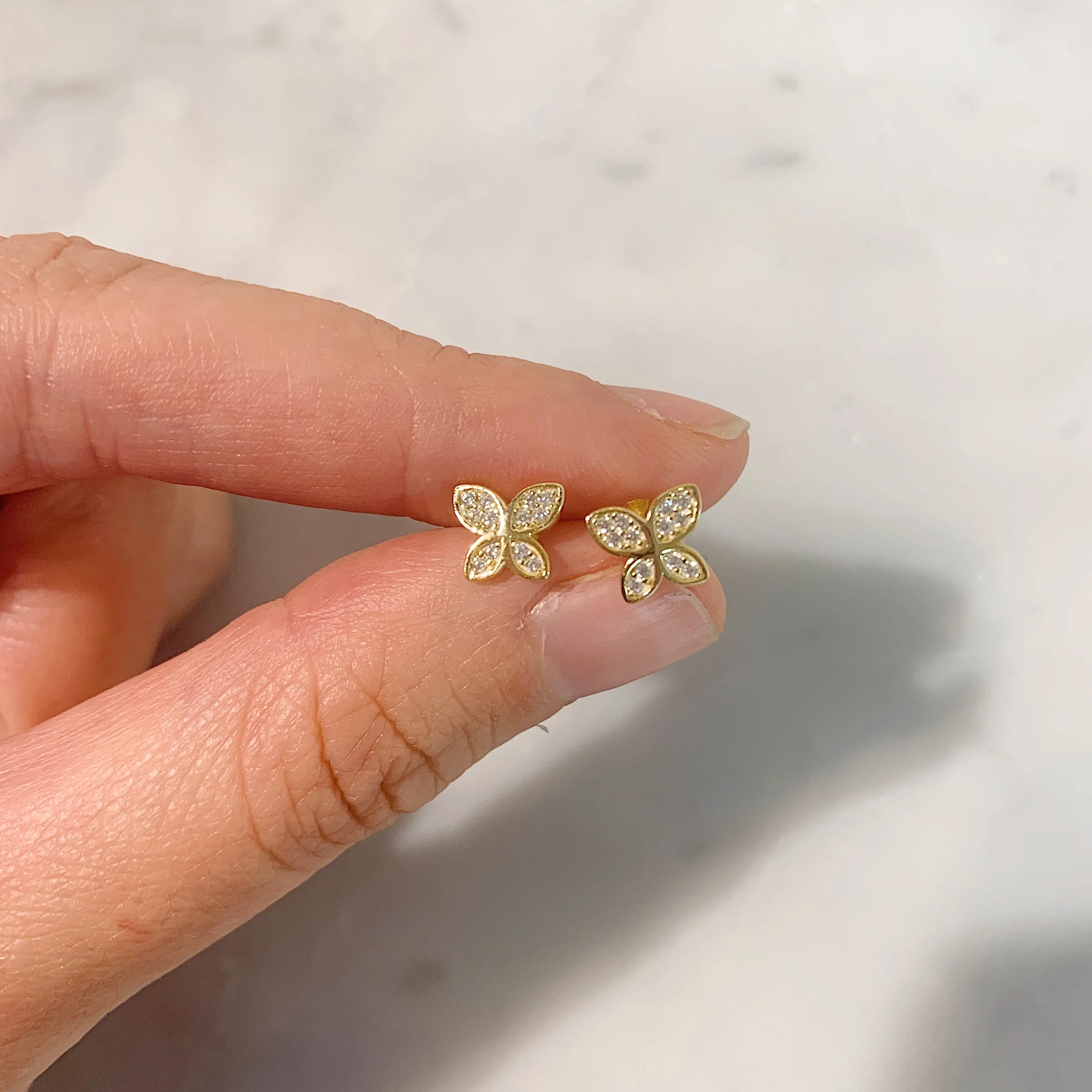 BUTTERFLY STUDS GOLD