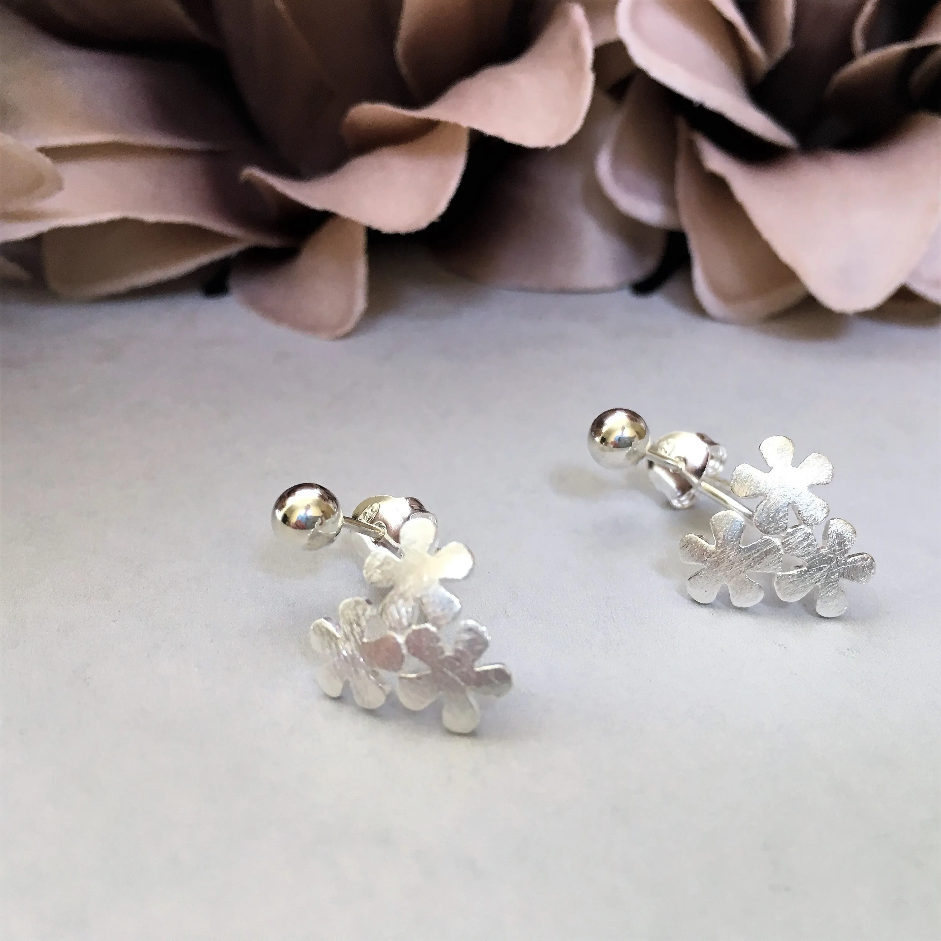 Frosted Posy Earrings - VE261