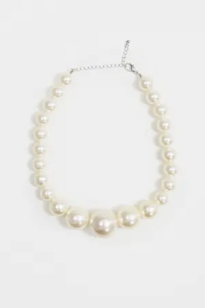 Madeline Necklace - Pearl