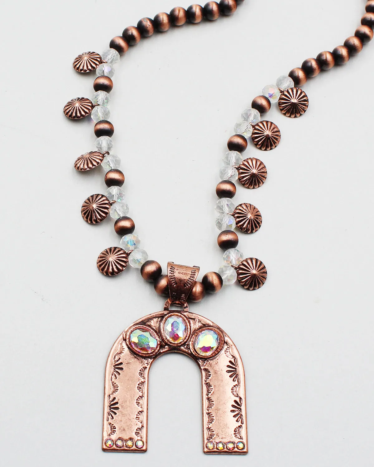 Navajo Pearl Beaded Necklace with Horseshoe Pendant