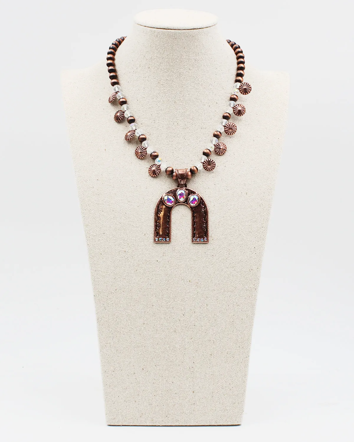 Navajo Pearl Beaded Necklace with Horseshoe Pendant