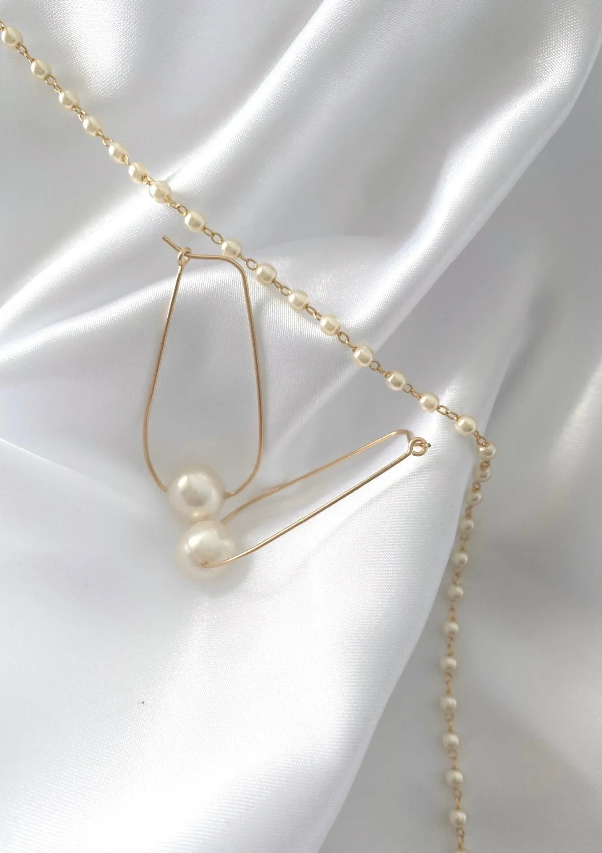 Petite Shell Pearl Necklace