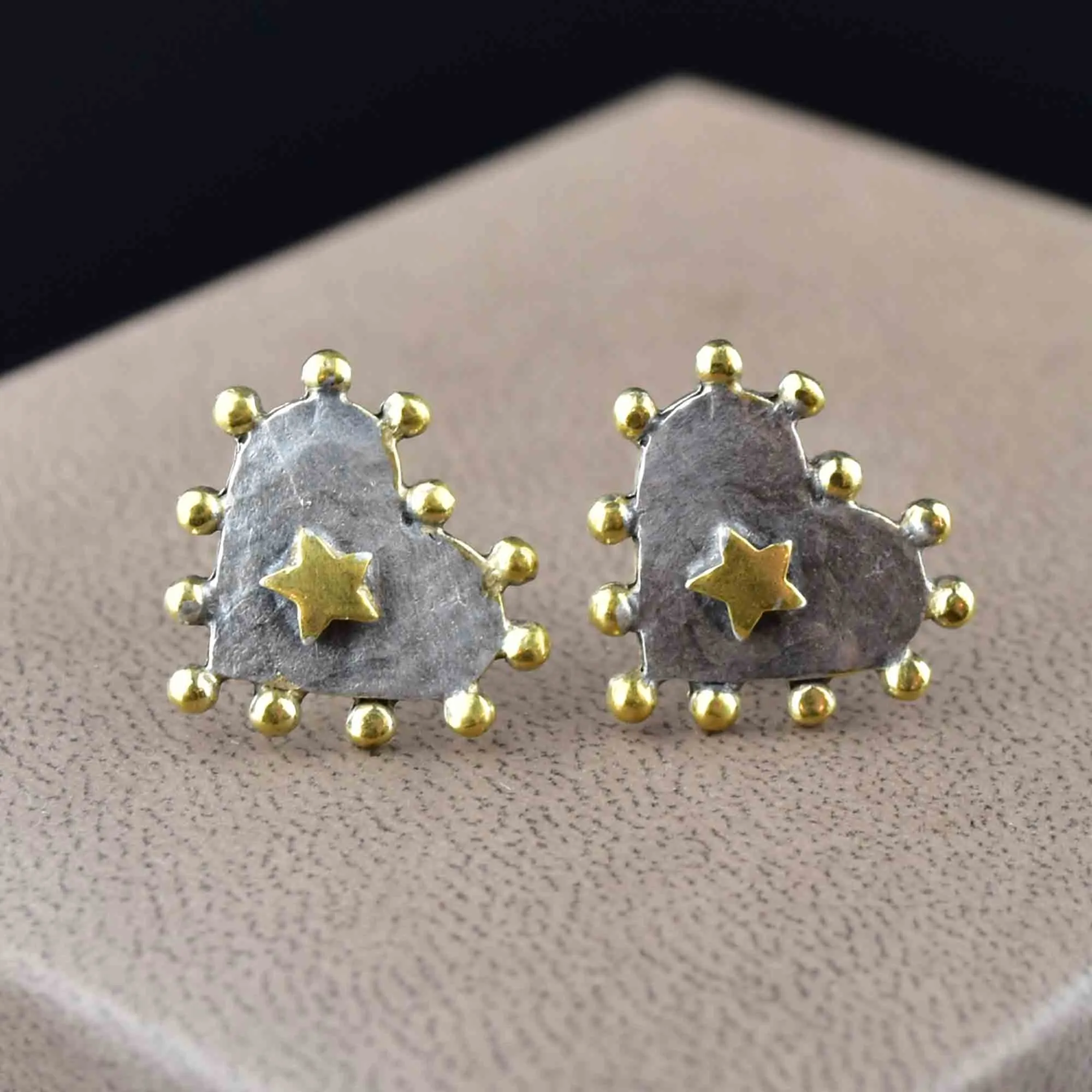 Vintage Gold Star Hammered Silver Heart Stud Earrings